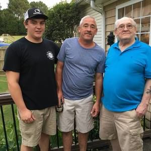 Meet your Posher, Lloyd